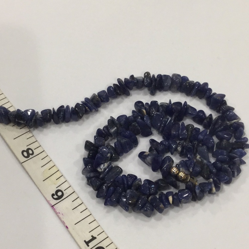 Blue lapis chipped beaded necklace
